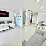 Excepcional Apartamento En Zona De Negocios
