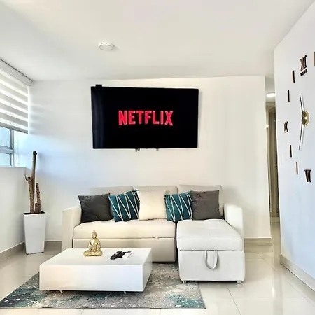 Apartamento Excepcional En Zona De Negocios *